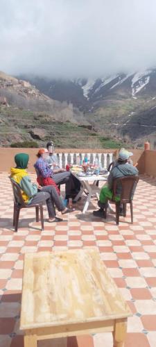 Seadmed, Dar Timsal in Tizi N'Tacheddirt