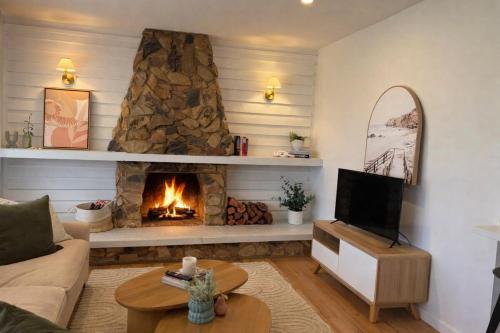 McCrae Beach House, walk to beach, pet friendly – khách sạn tại Dromana / McCrae