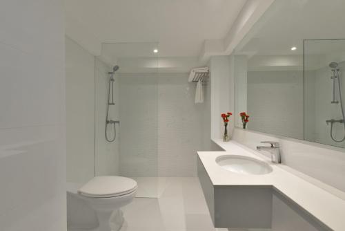 BelAire Bangkok Room Type - Deluxe Twin Room