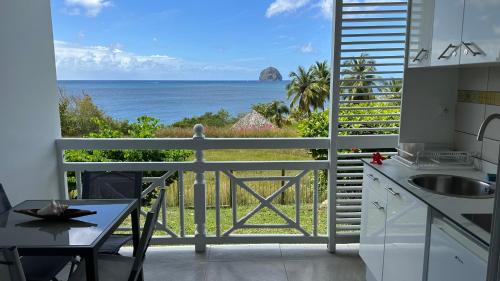 Studio 2/4 personnes avec vue mer & piscine - Résidence Marinotel (Studio 2/4 personnes avec vue mer & piscine - Residence Marinotel) in เลอ ยามัน