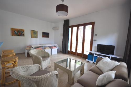 Houm Villa Plaza Arosa - image 4