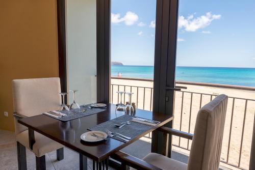 Hotel Torre Praia - image 2