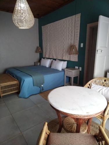 1 double bed