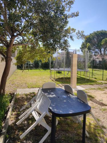 Chez Célia - Location saisonnière - Port-Saint-Louis-du-Rhône