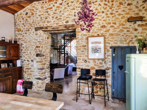 Charmante Maison Périgourdine Rénovée (Charmante Maison Perigourdine Renovee) in Sainte-Alvere
