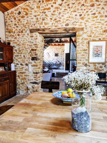 Charmante Maison Périgourdine Rénovée (Charmante Maison Perigourdine Renovee) in Sainte-Alvere