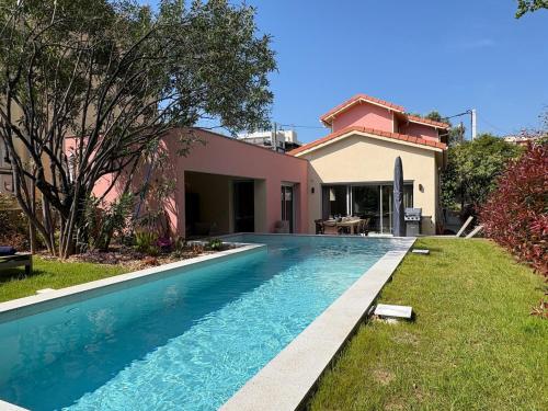 Villa Marine Exceptional villa with heated pool - Location, gîte - Saint-Laurent-du-Var