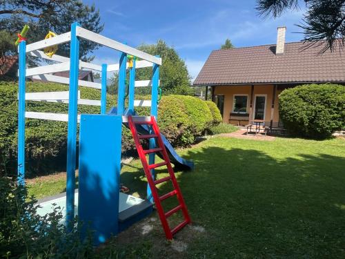 A szálláshely kívülről, Domček Ami (Domcek Ami) in Felsőerdőfalva