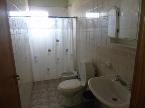 2 bedrooms, 4 beds