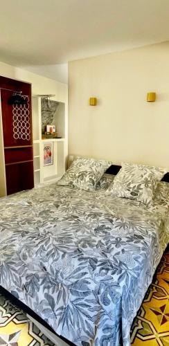 Maison Régine 4 Châteaux Lastours tout neuf sur booking (Maison Regine 4 Chateaux Lastours tout neuf sur booking) in Salsigne