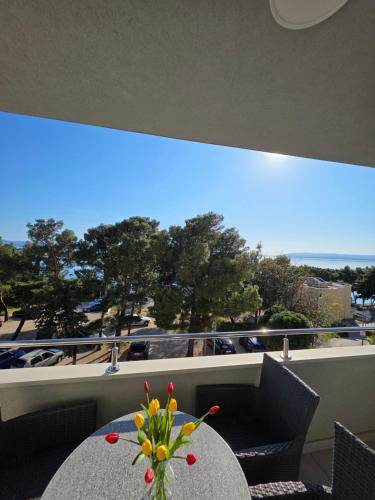 Pandangan, Apartments M&A 2 in Makarska