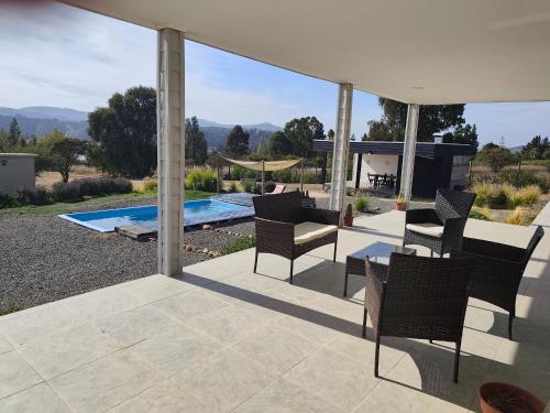 Hermosa casa en lago rapel