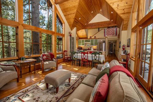 Snowglobe By Hauserman Rentals, Tahoe City