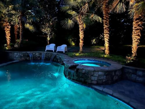 Hot tub, Atlanta Pools and Palms Paradise in Morningside-Lenox Park