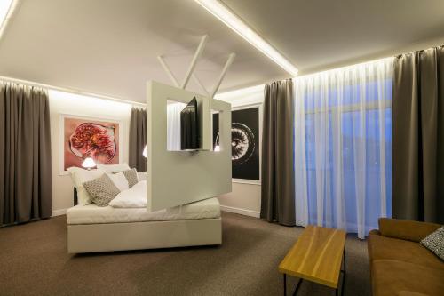 Premium Design Double Room with Spa Bath - Gallery Room