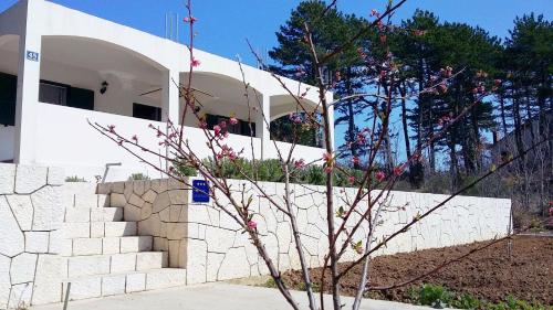  Holiday Home Maka in 21310 Kučiće