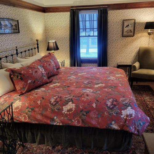 Garden Wall Inn - main image