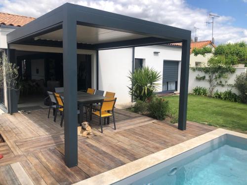 Villa d Architecte Moderne spa et piscine - Location saisonnière - Niort