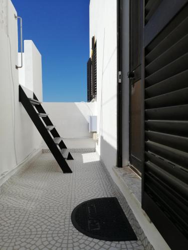 Entrance, The Cliff House with Terrace and Ocean View in Praia da Arrifana