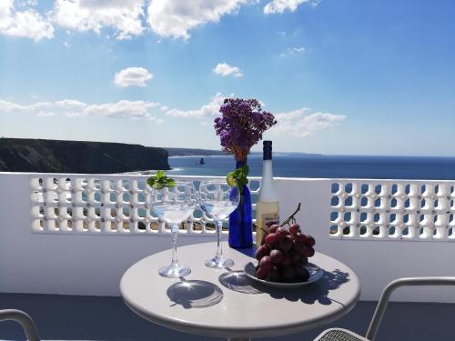 Balcony/terrace, The Cliff House with Terrace and Ocean View in Praia da Arrifana