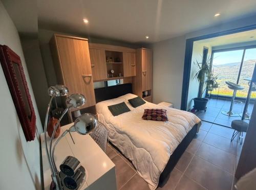 Appartement F2 vue mer, Jardin privatif & couchers de soleil, Prestation haut de gamme in Sant'Andrea-d'Orcino