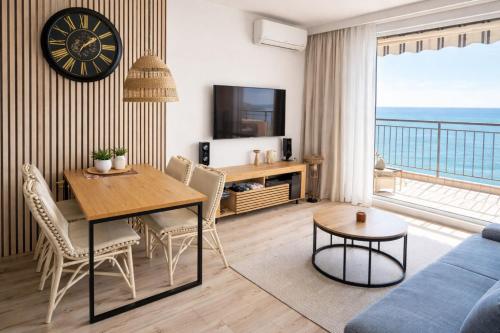 PANORAMA MARINA FORT BEACH - Premium Apartments Sea Viev – khách sạn tại Elenite