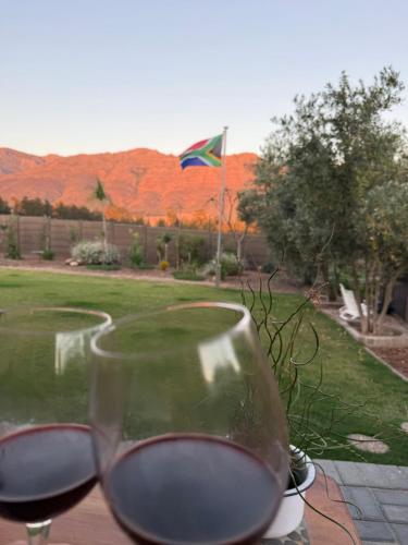 Kilátás, Glorious Stay in Porterville