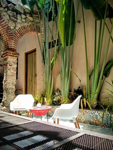 Exterior view, Loft Colonial Restaurado en Getsemani in Pie Del Centro