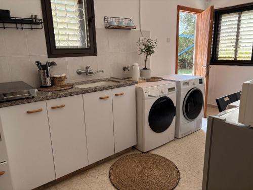 Gal 27 Desert Retreat in Arad