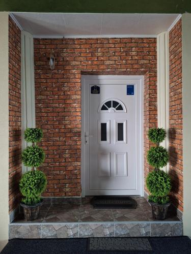 . Apartman Duga