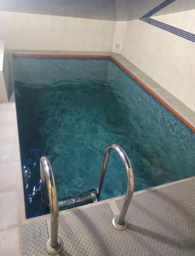 Peldbaseins, Skyroof Villa Uman in Uman