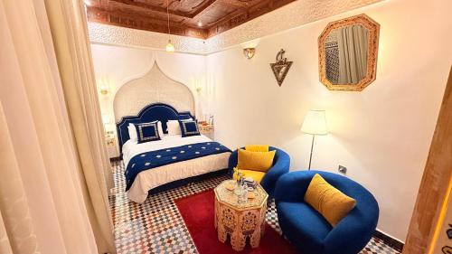 room detail thumbnail 1
