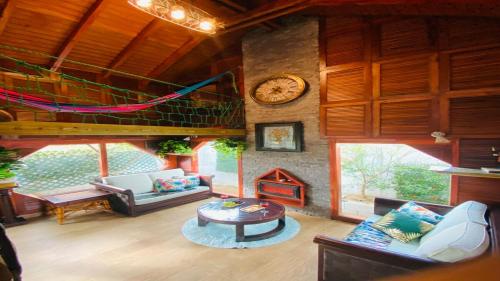 Sky Caribbean Garden - Bird Nest in Sabana Basora