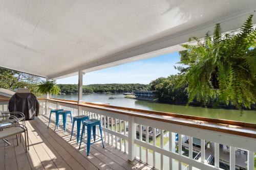 Racetrack Cove 3bed 2bth Lake Views Dock - image 7