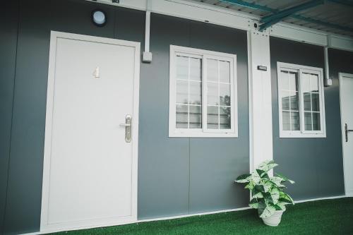 Redang Bro Roomstay in Merang