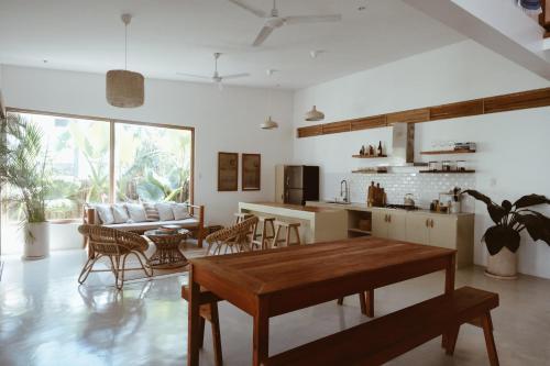Punta Punta Surf Retreat 2