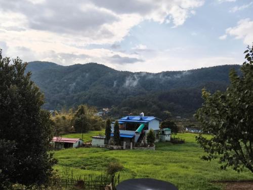 Фасада на хотела, Kartiya Village Homestay in Amrora