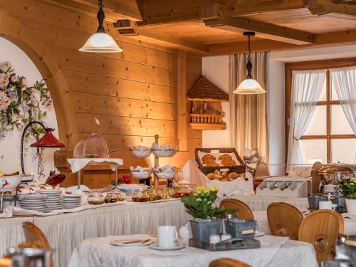 Hotel Mutz - image 3