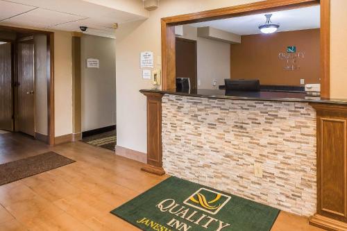 Quality Inn Janesville North in Janesville, USA