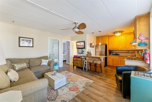 Surfside Getaway with Heated Pool & BBQ Grill - image 3