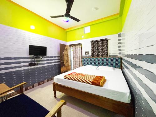 HOLIDAY INN in Konark