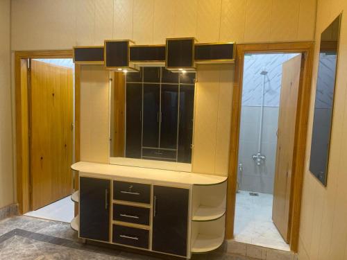 Rsheen inn Apartments - image 5