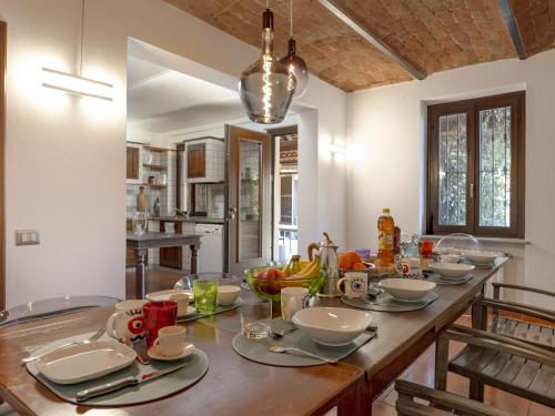 Iekārtas, Villa Floro in Rocca d' Arazzo