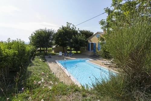 Les Amandiers with pool in beautiful Provence