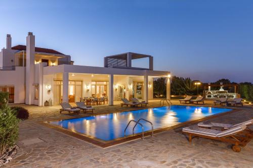 Exterior view of Belvedere Beachfront Villa in Rhodes