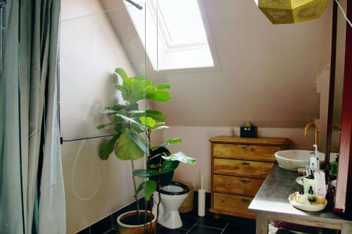 Scandinavian Art Copenhagen Apartment - image 11