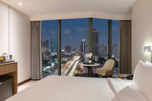 room detail thumbnail 0