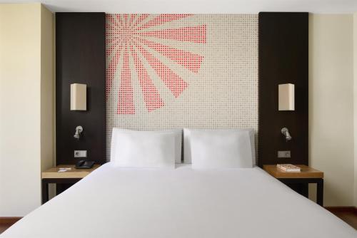 iStay by NH Ciudad de Valencia Hotel – Valencia, IN