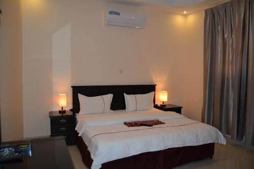 Orient House, Hail (foto 7)