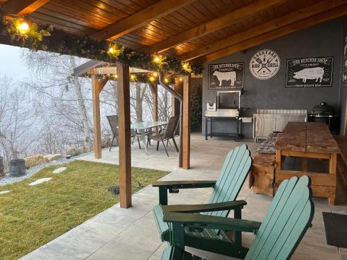 Cabana Backyard in Stolna